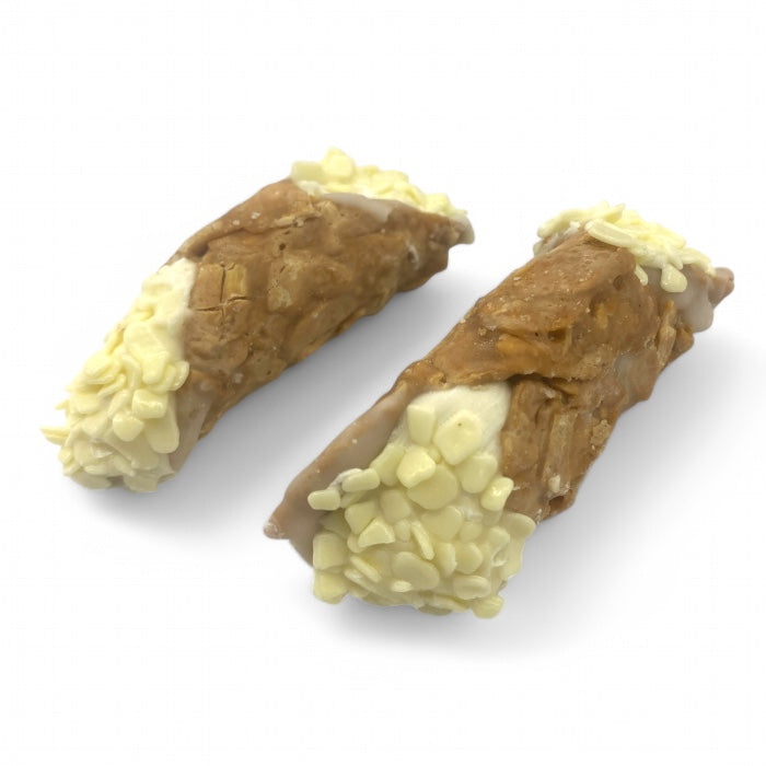 Amandel Cannoli met Witte Chocoladecrème