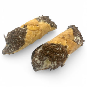 Amandel Cannoli met Tiramisucrème