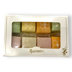 Petit Fours 8 stuks verschillende kleuren