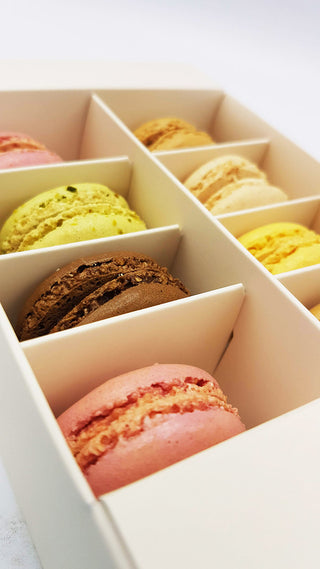 Macarons de Paris  8 stuks in luxe doosje - Macaronstore.nl